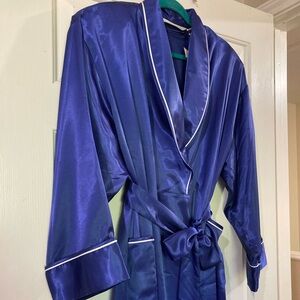 Victoria’s Secret Silk/Satin Robe